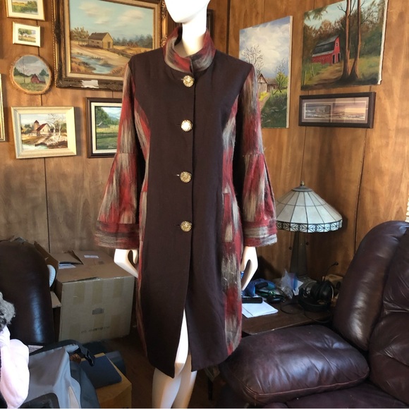 Unique Wool Blend Jacket - Picture 3 of 11
